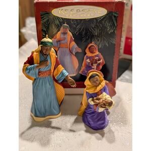 1995 Hallmark Keepsake “Heaven’s Gift” Nativity Ornaments Set of 2 w/Box